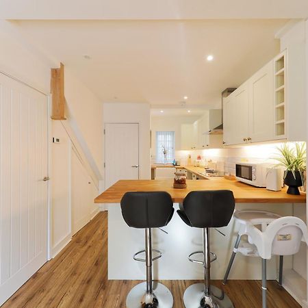 Вилла Hythe Townhouse Retreat Экстерьер фото